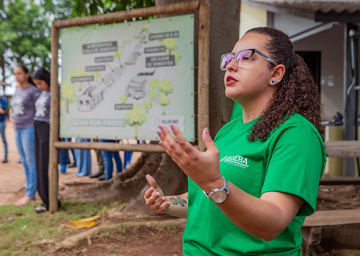 A gerente da RESEBA, Aline Smychniuk, apresenta como funciona a atuação da rede no estado de Rondônia e Sul do Amazonas. Foto: Thiago  Alves - FUNTAC